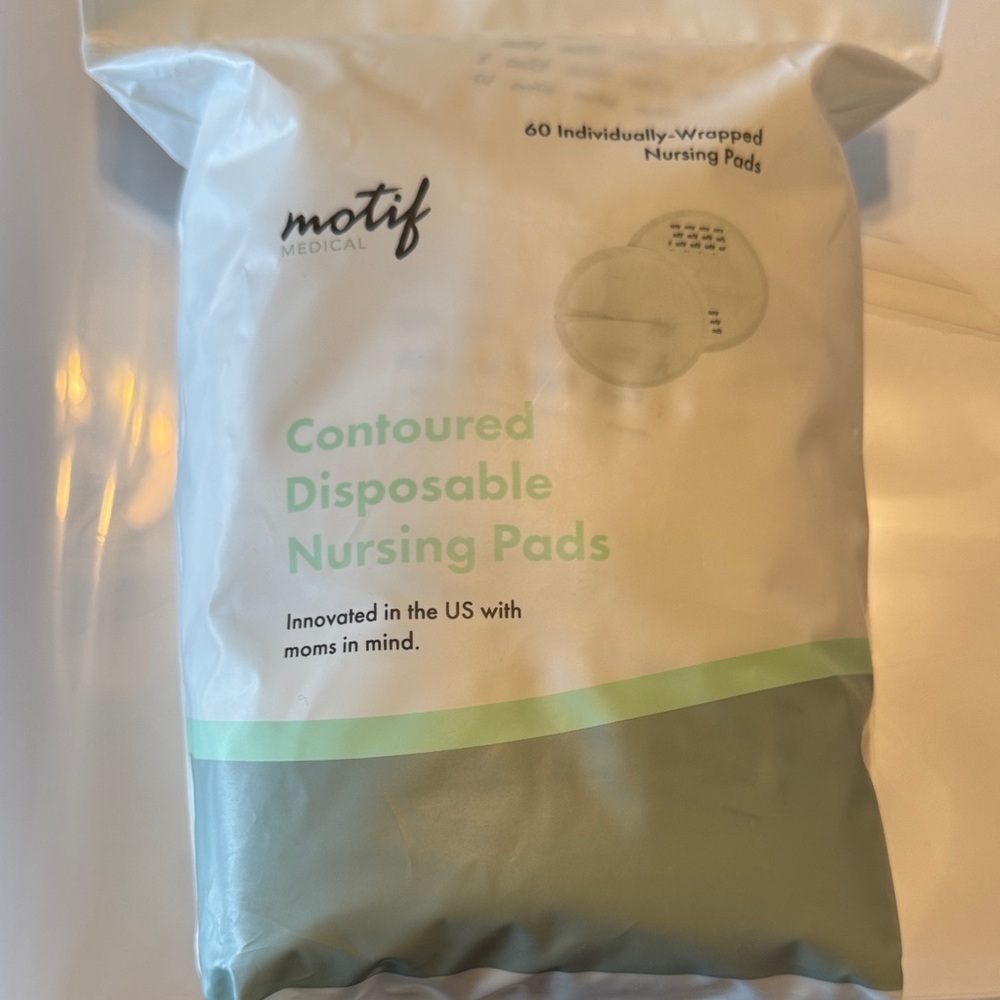 Motif Medical Contoured Disposable Nursing Pads - Cream